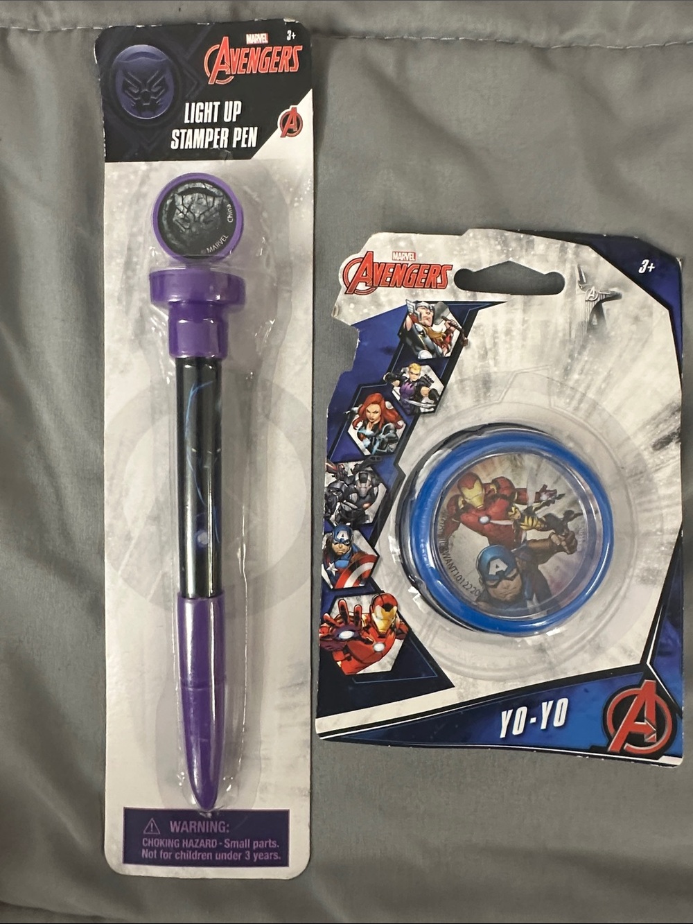 🌸 NWT Marvel Avengers Yo-Yo and light up stamper pad pen